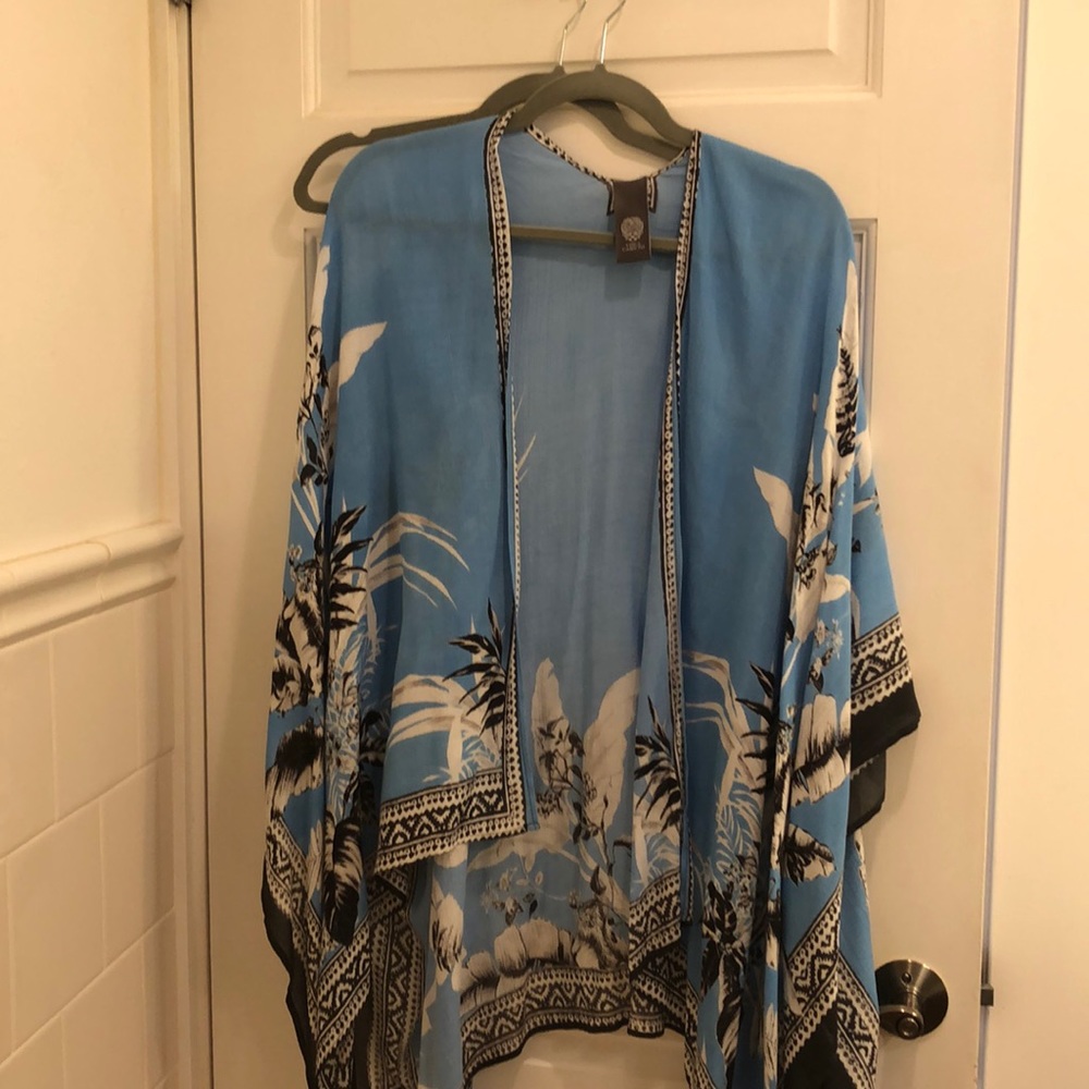 Vince Camuto duster